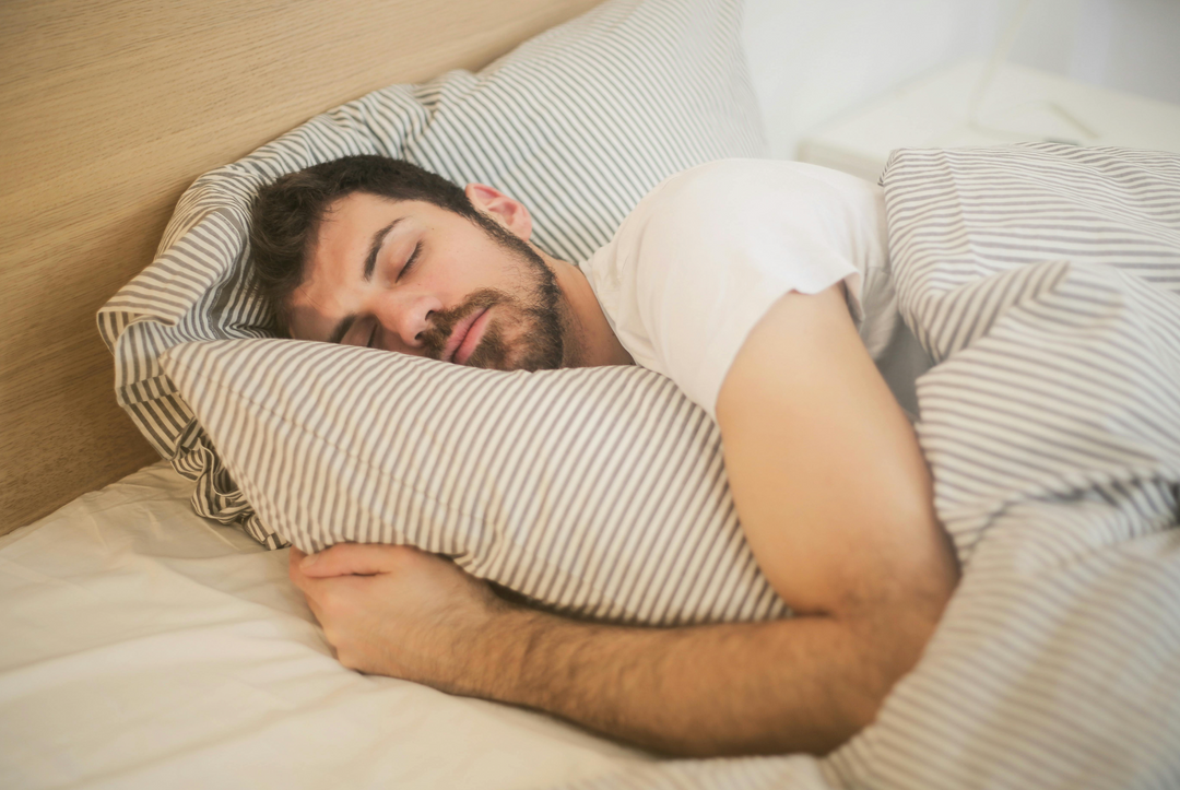 Unlock a Peaceful Night: Incorporating Magnesium Spray into Your Evening Wellness Routine